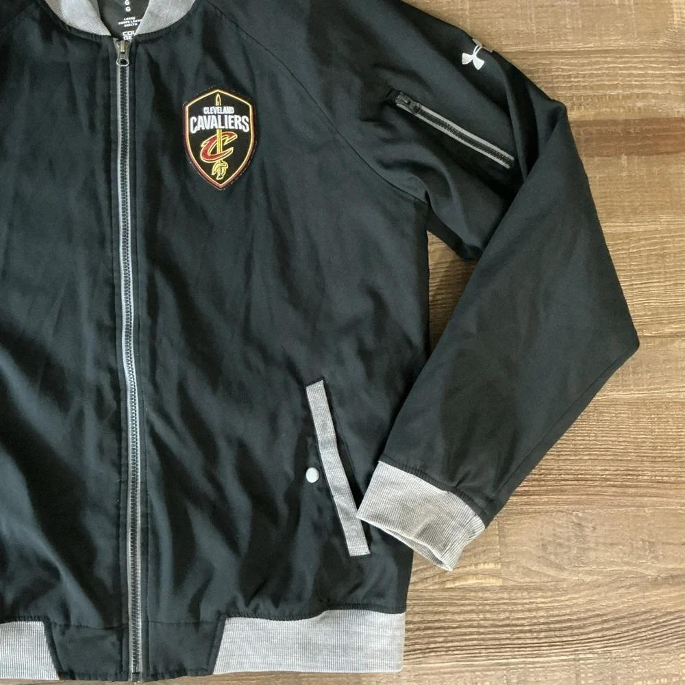 Under Armour Men’s Storm Cold Gear Cleveland Cavaliers Zip Up Jacket Large